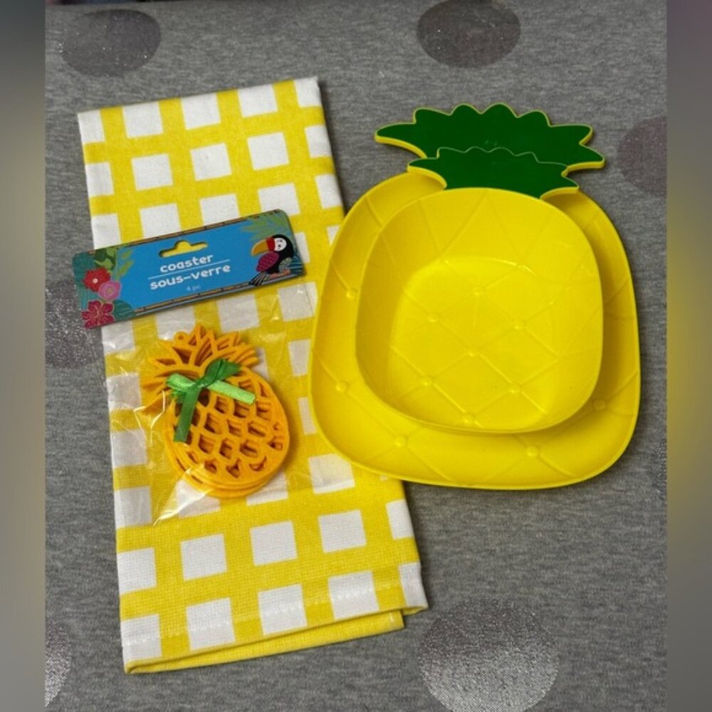 Pineapple Shaped Coasters Plate & Bowl Yellow & White Gingham Kitchen Towel